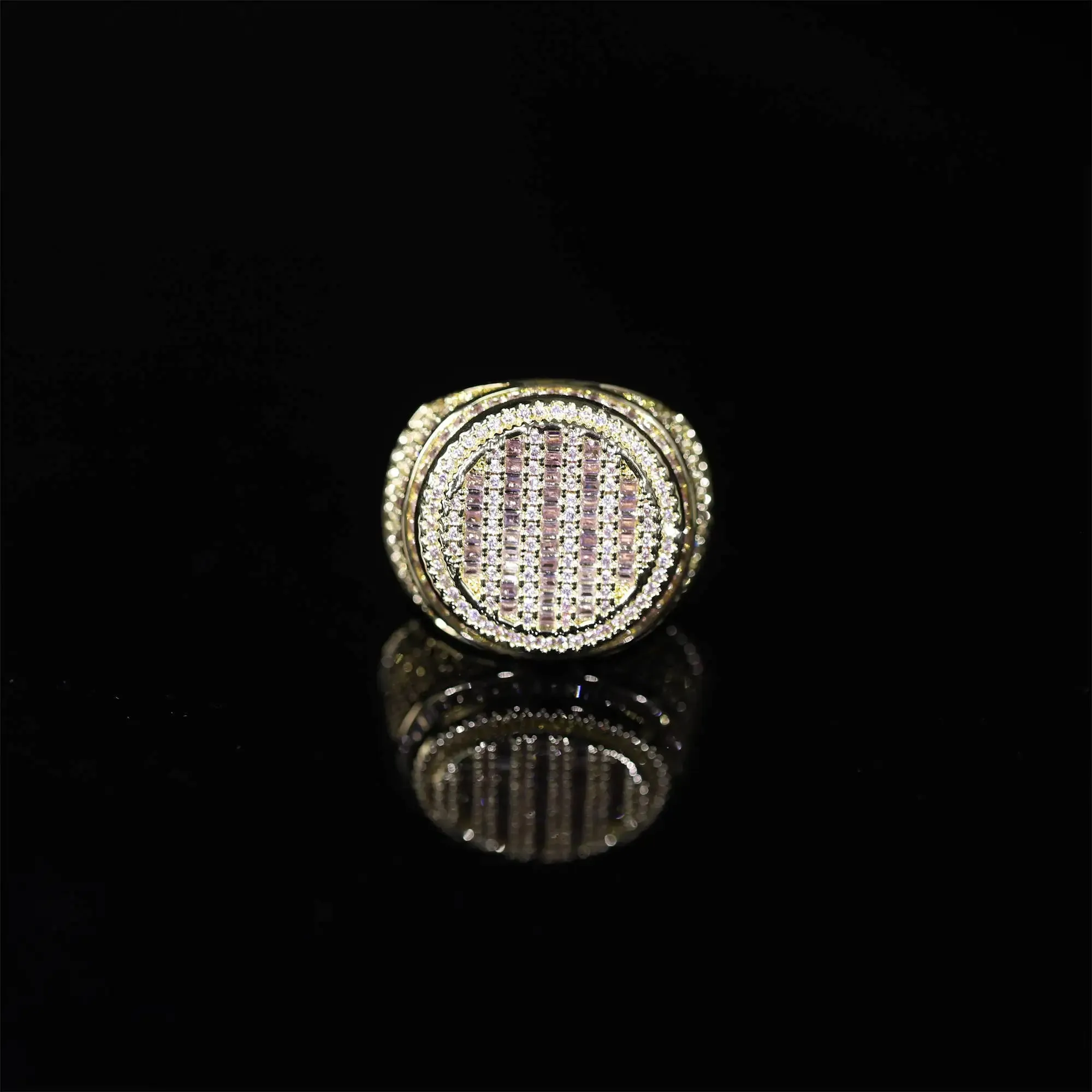 2023 New Popular Fashion Hip Hop Sparkling and Zircon Ring Singer Rock Party Dating Men's Exquisite High Quality Jewelry