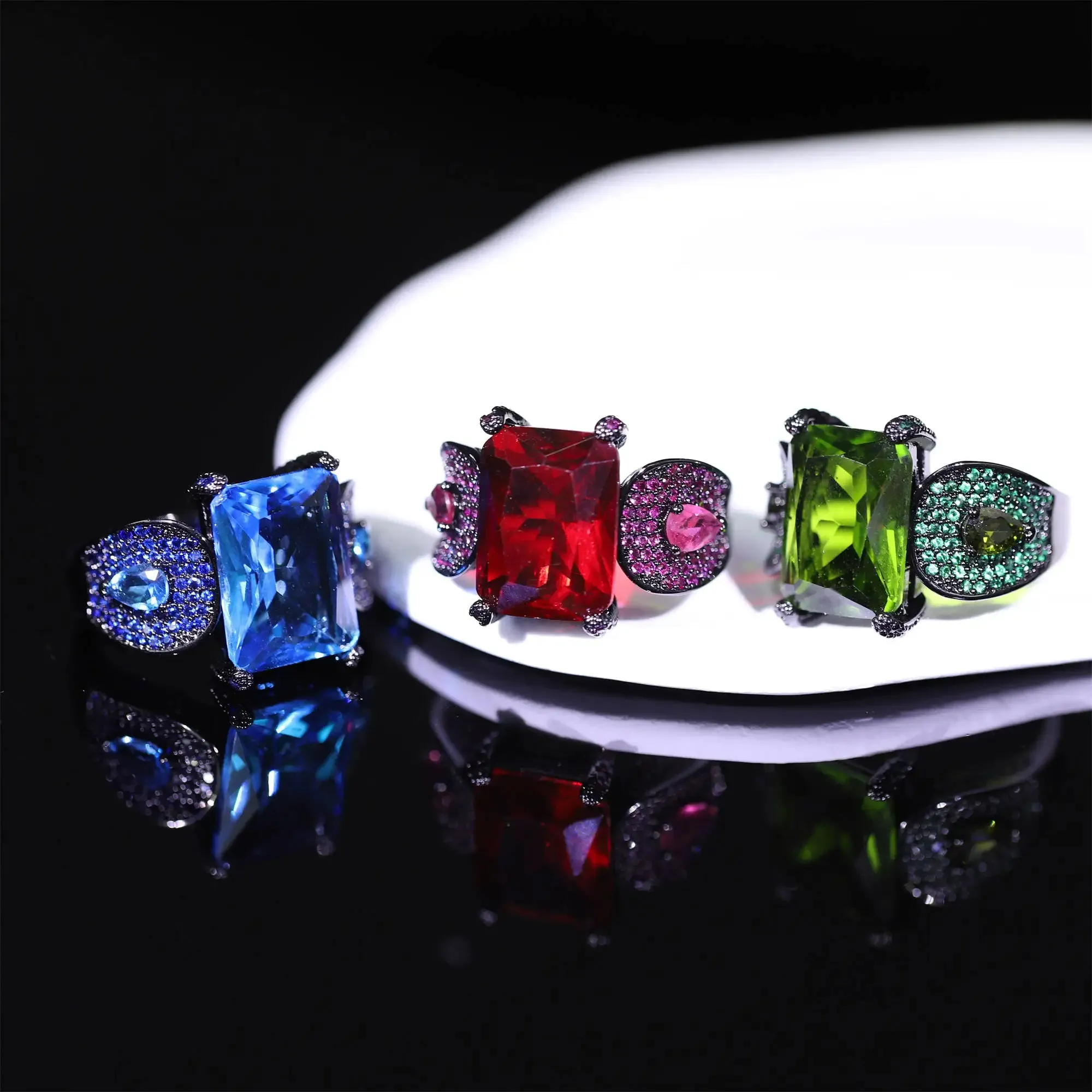 2023 New Popular Fashion Hip Hop Sparkling and Zircon Ring Singer Rock Party Dating Men's Exquisite High Quality Jewelry