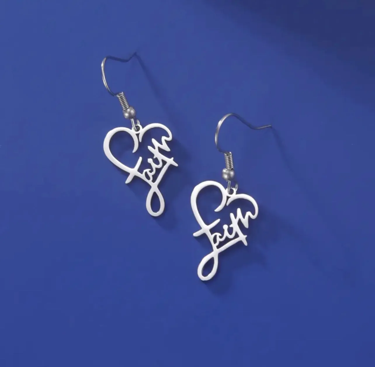 Beautiful Gold or Silver Heart Faith Earrings