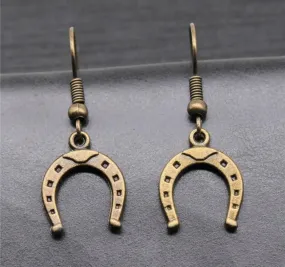 Beautiful Horseshoe Earring