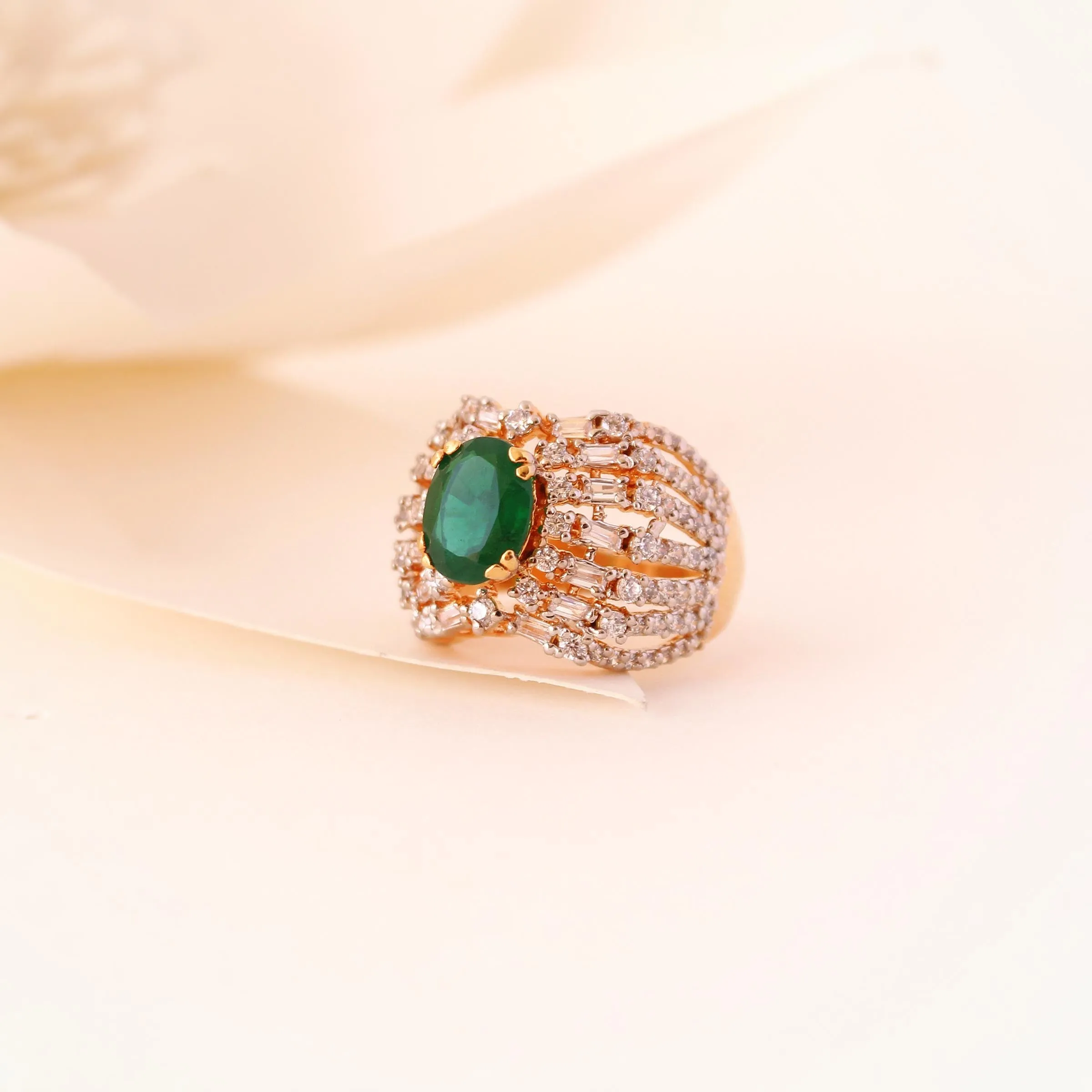 Cocktail ring in Jade