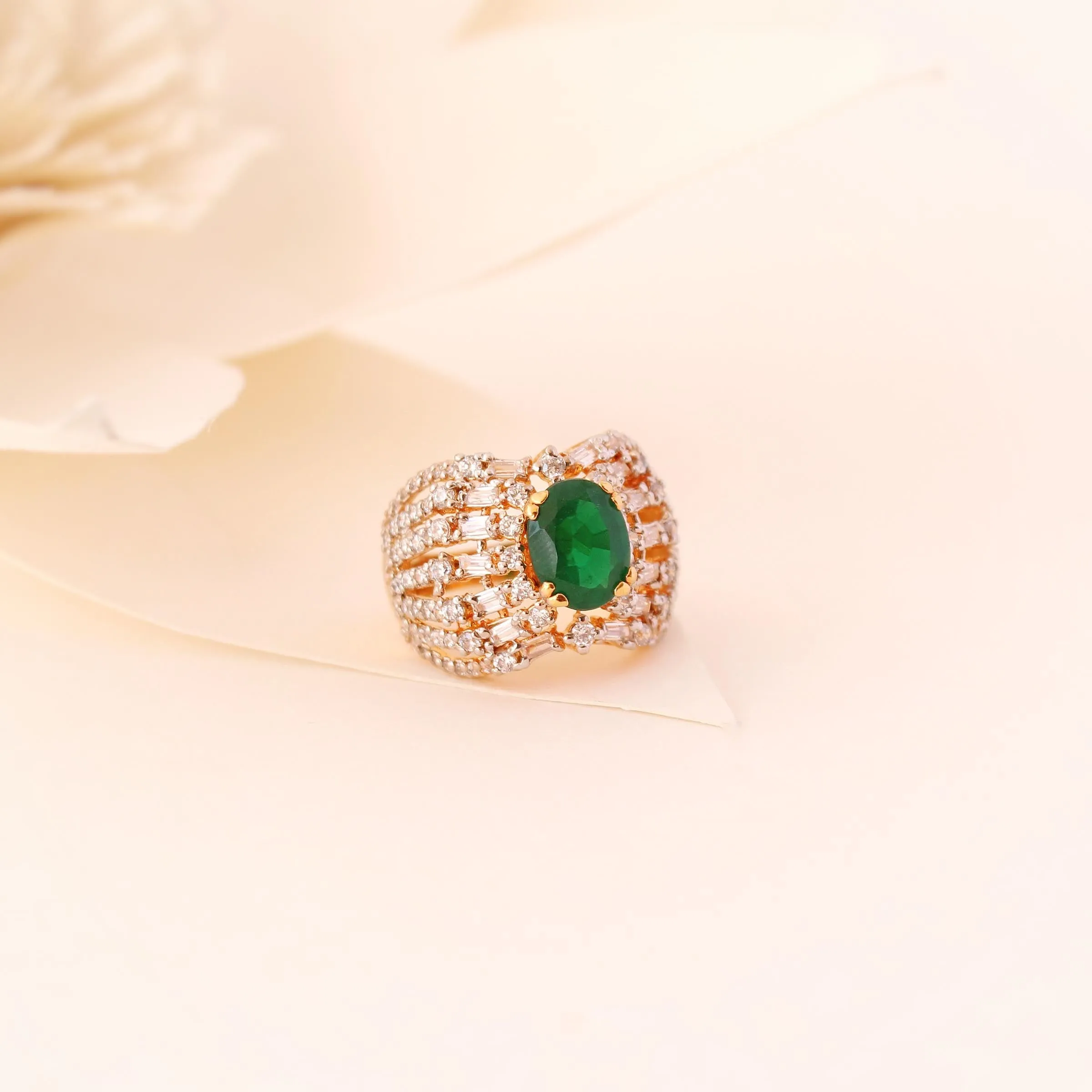 Cocktail ring in Jade